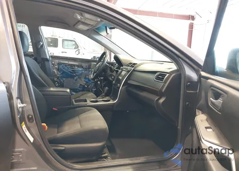 2016 Toyota Camry Le z USA, uszkodzony, nr VIN 4T4BF1FK6GR527874